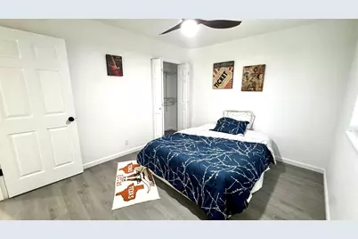 809 Milky Way, Garland, TX 75040 - Photo 35