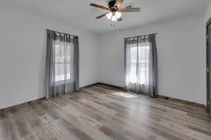 5011 Beverly Dr, Beverly Hills, TX 76711 - Photo 23