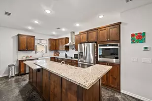 213 Louise Ln, Athens, TX 75751 - Photo 17