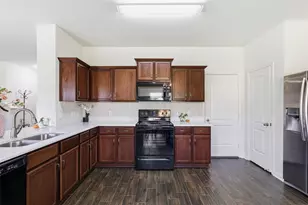 14229 Bridgeview Ln, Dallas, TX 75253 - Photo 9