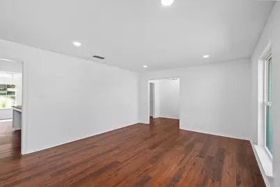 4501 Ridgeway Road, Benbrook, TX 76126 - Photo 9