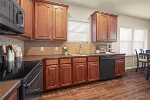 3913 Long Hollow Rd, Fort Worth, TX 76262 - Photo 5