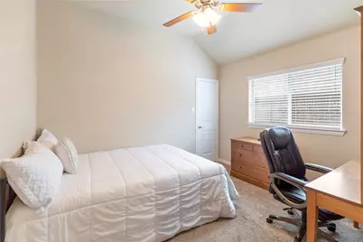 3940 Hollow Lake Road, Fort Worth, TX 76262 - Photo 15