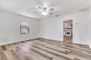 2207 Drake St, Caddo Mills, TX 75135 - Photo 3