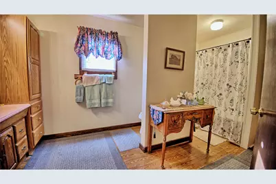 712 Front Street, Sunset, TX 76270 - Photo 15