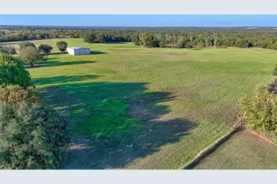 712 Front Street, Sunset, TX 76270 - Photo 25