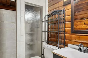 733 Cedarcrest Dr, Tool, TX 75143 - Photo 15