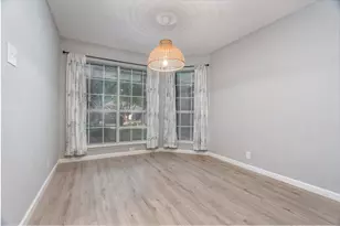 913 Brittany Dr, Denton, TX 76209 - Photo 7