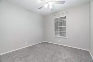 913 Brittany Dr, Denton, TX 76209 - Photo 13