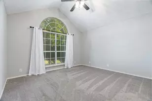 913 Brittany Dr, Denton, TX 76209 - Photo 9