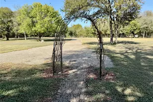 2784 Theresa Ln, Moody, TX 76557 - Photo 33