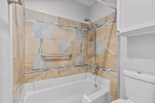 5726 Marvin Loving Dr, Garland, TX 75043 - Photo 25