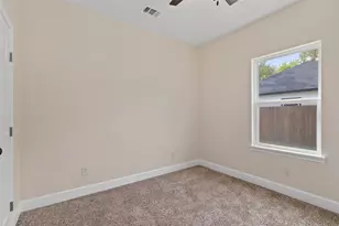 1522 Harris St, Gainesville, TX 76240 - Photo 9