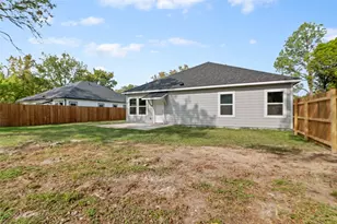 1522 Harris St, Gainesville, TX 76240 - Photo 23