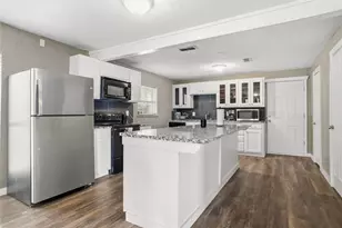 207 School House Rd, Paradise, TX 76073 - Photo 11