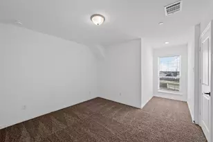 2226 Adena Spgs Dr, Allen, TX 75013 - Photo 11