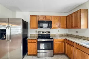 732 NW Meandering Dr, Cedar Hill, TX 75104 - Photo 3