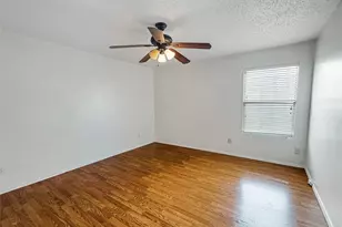 732 NW Meandering Dr, Cedar Hill, TX 75104 - Photo 9