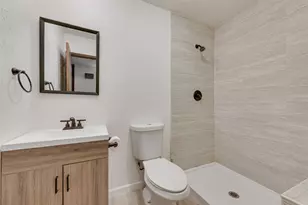 8515 Baumgarten Dr, Dallas, TX 75228 - Photo 17