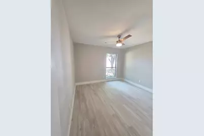 7334 Oakmore Drive, Dallas, TX 75249 - Photo 15