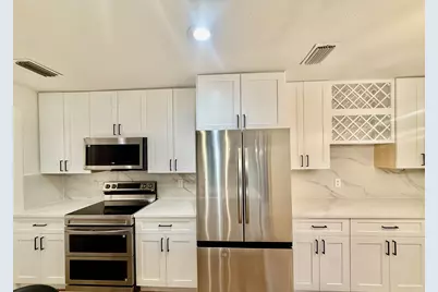 3929 Buena Vista Street #F, Dallas, TX 75204 - Photo 9