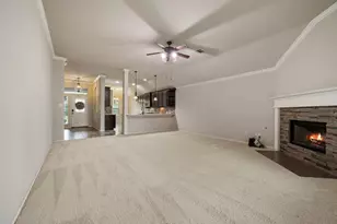 612 Ravenwood Dr, Saginaw, TX 76179 - Photo 11