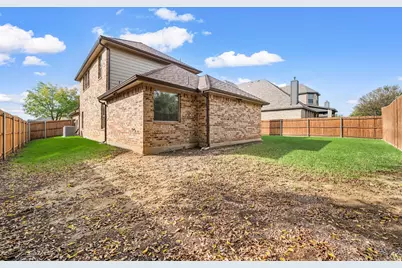 612 Ravenwood Drive, Saginaw, TX 76179 - Photo 37