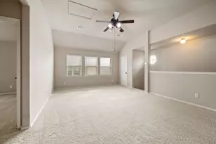 612 Ravenwood Dr, Saginaw, TX 76179 - Photo 29