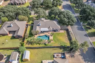 1229 S Haven, Hewitt, TX 76643 - Photo 39