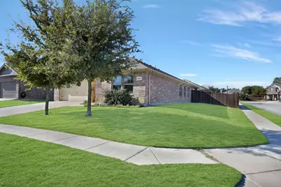 1007 Meadow Wood Lane, Princeton, TX 75407 - Photo 3
