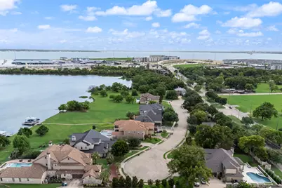 2106 Stone Hollow Drive, Rowlett, TX 75088 - Photo 7