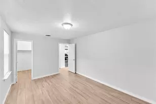 5616 Maceo Ln, Fort Worth, TX 76112 - Photo 9