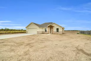 132 Joyce St, Whitney, TX 76692 - Photo 3