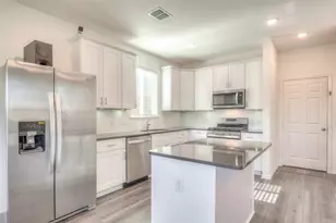 9108 Zubia Ln, Fort Worth, TX 76131 - Photo 11