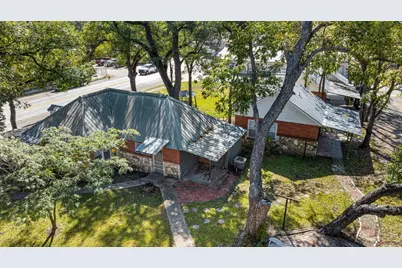 301 NE Barnard Street, Glen Rose, TX 76043 - Photo 33