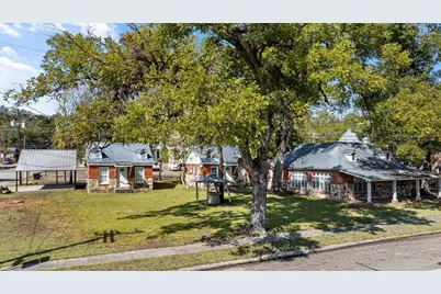 301 NE Barnard Street, Glen Rose, TX 76043 - Photo 27