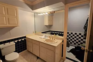 1809 Burton Hill Rd, Fort Worth, TX 76107 - Photo 21