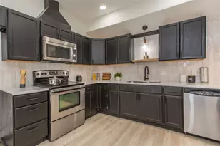 2825 Fairbrook St, Irving, TX 75062 - Photo 11