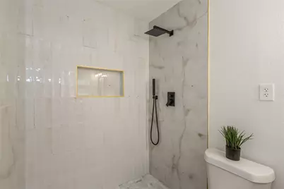 2825 Fairbrook Street, Irving, TX 75062 - Photo 23