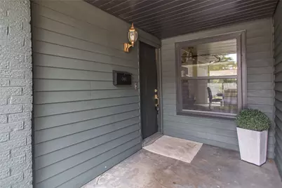 2825 Fairbrook Street, Irving, TX 75062 - Photo 5