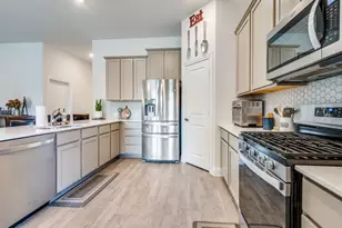 10912 Canyon Mine Dr, Aubrey, TX 76227 - Photo 7