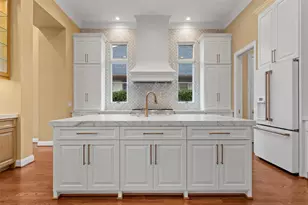 1600 Ridgewood Dr, Waco, TX 76710 - Photo 11