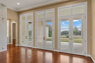 1600 Ridgewood Dr, Waco, TX 76710 - Photo 9