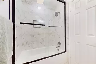 409 Vicki Pl, Hurst, TX 76053 - Photo 23