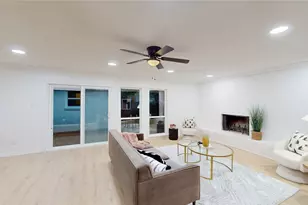 409 Vicki Pl, Hurst, TX 76053 - Photo 3