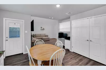 731 E Brown Street, Cleburne, TX 76031 - Photo 13