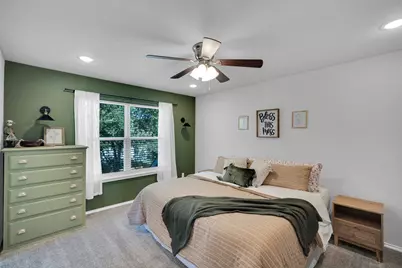 731 E Brown Street, Cleburne, TX 76031 - Photo 21