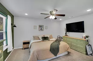 731 E Brown St, Cleburne, TX 76031 - Photo 23