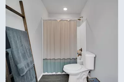 731 E Brown Street, Cleburne, TX 76031 - Photo 29