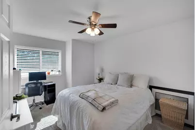 731 E Brown Street, Cleburne, TX 76031 - Photo 27